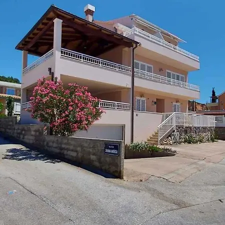 In 43519 Cavtat