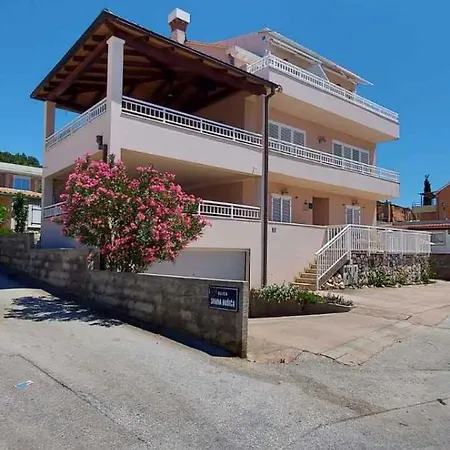 In 43519 Cavtat